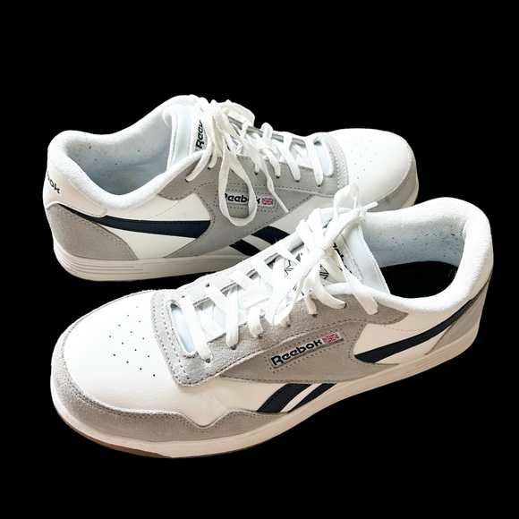 Reebok Other - Men’s Reebok Club MEMT lace up white retro leather suede Sneaker size 12